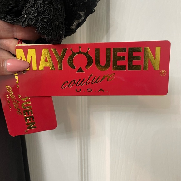 May Queen M1947 Gown - Picture 6 of 9